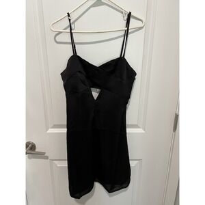 Showpo Kenzin Dress NWT‎ - Black - US 6 AU/UK 10 EU 38